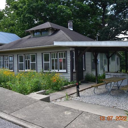 Bungalow In Bloom فرنتش ليك المظهر الخارجي الصورة